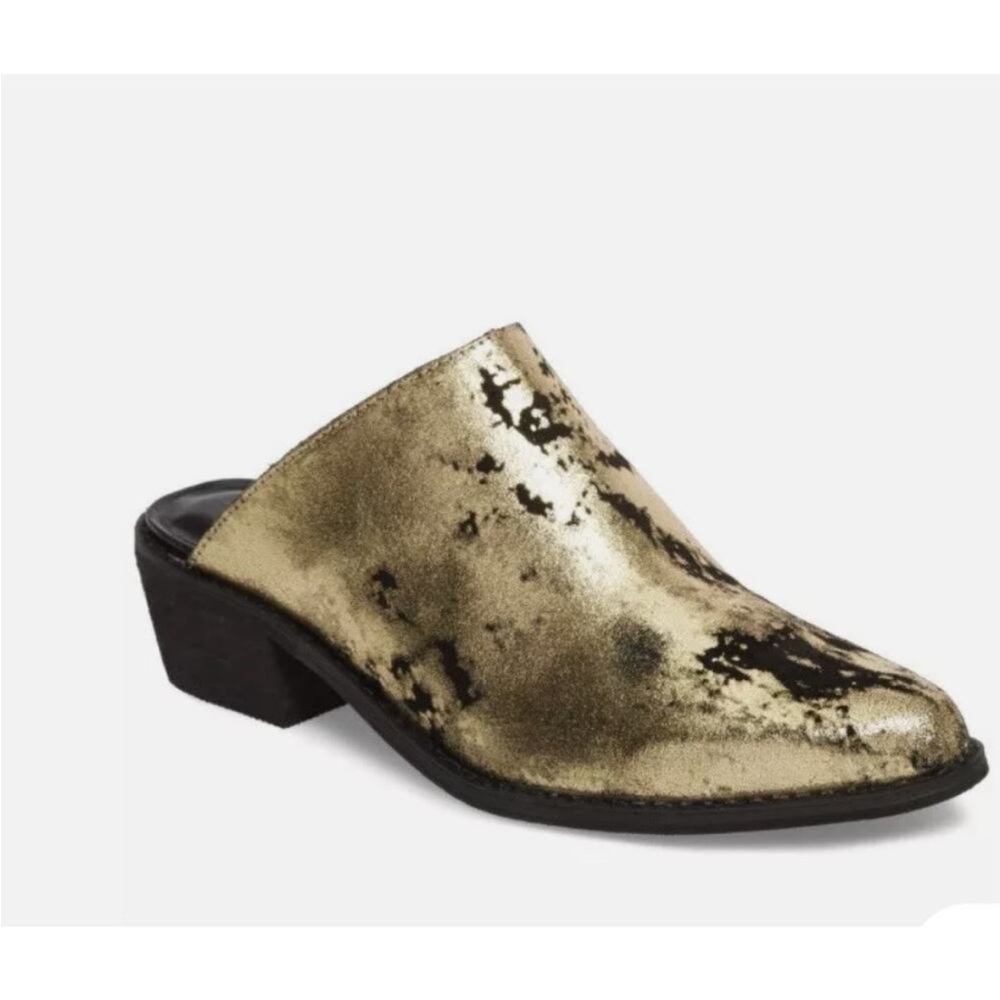 NEW Leather Gold & Black Mules Very Volatile Moonstruck